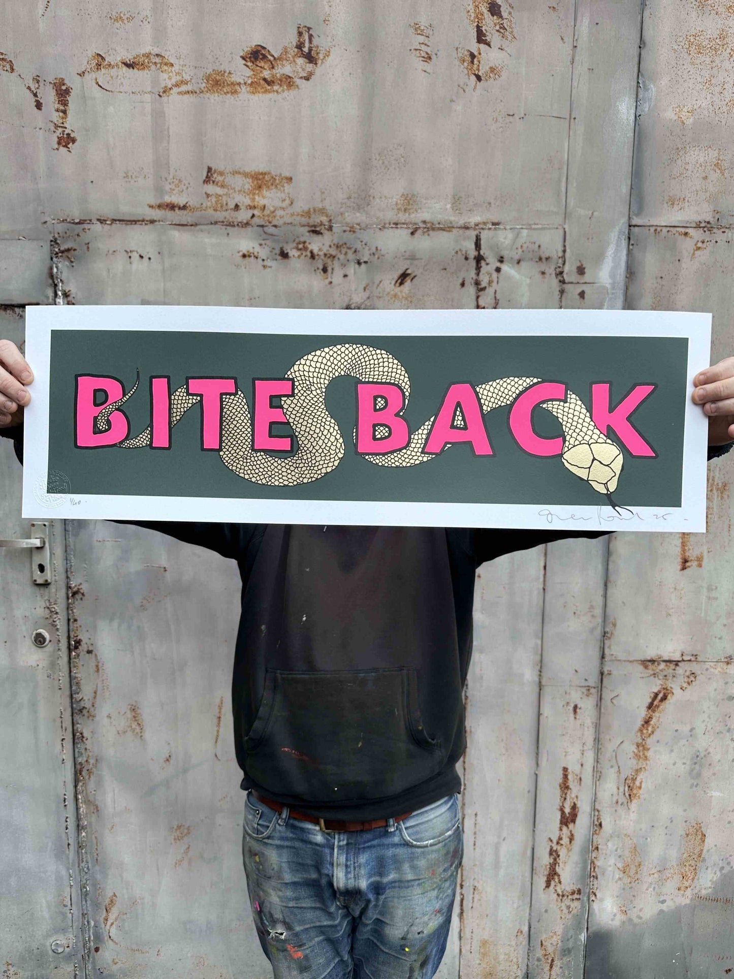 BITE BACK Gold leaf