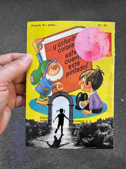 Retro Spanish Children's Stories - Hand Printed