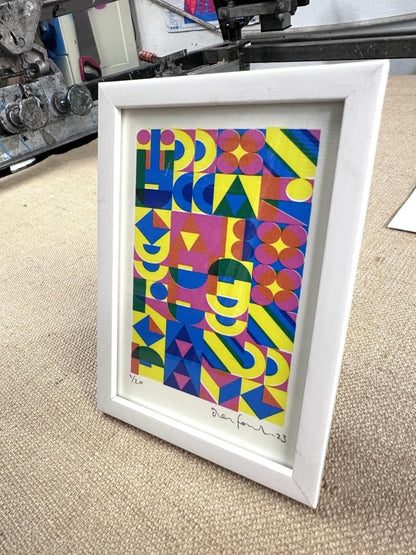 FORTUNE AND FAME (WHITE FRAME) - shop_name